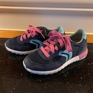 Geox youth running shoes